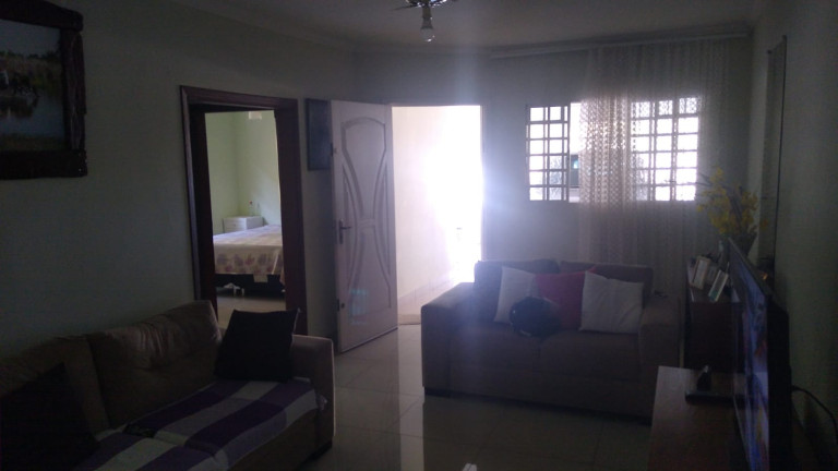Imagem Casa com 3 Quartos à Venda, 164 m² em Palmeiras - Araçatuba