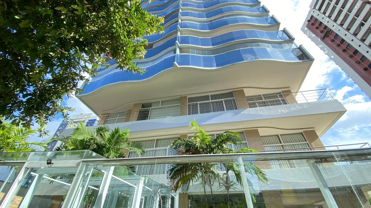 Imagem Apartamento com 3 Quartos à Venda, 181 m² em Nazaré - Belém