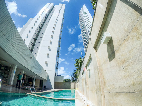Imagem Apartamento com 3 Quartos à Venda, 71 m² em Encruzilhada - Recife