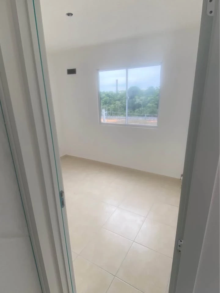 Imagem Apartamento com 2 Quartos para Alugar, 42 m² em Flores - Manaus
