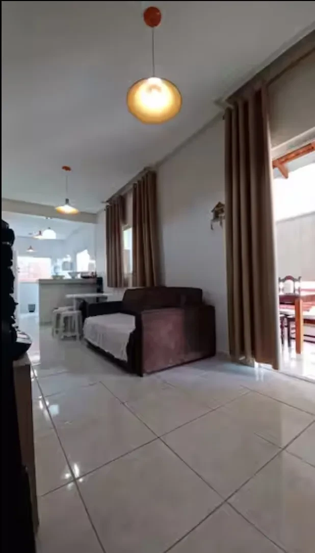 Imagem Casa de Condomínio com 3 Quartos à Venda, 130 metros em Setor Lagoa Quente - Caldas Novas