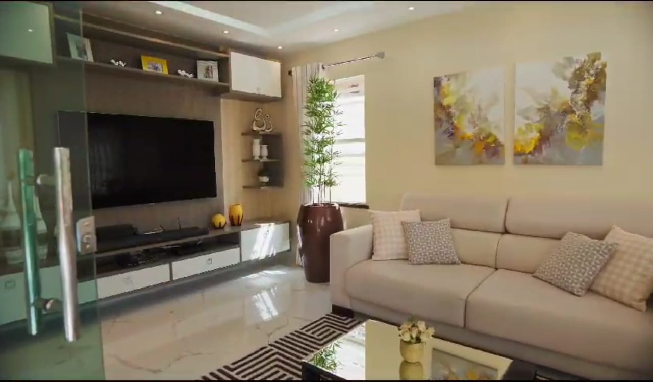 Imagem Casa de Condomínio com 4 Quartos à Venda, 205 m²em Novo Aleixo - Manaus