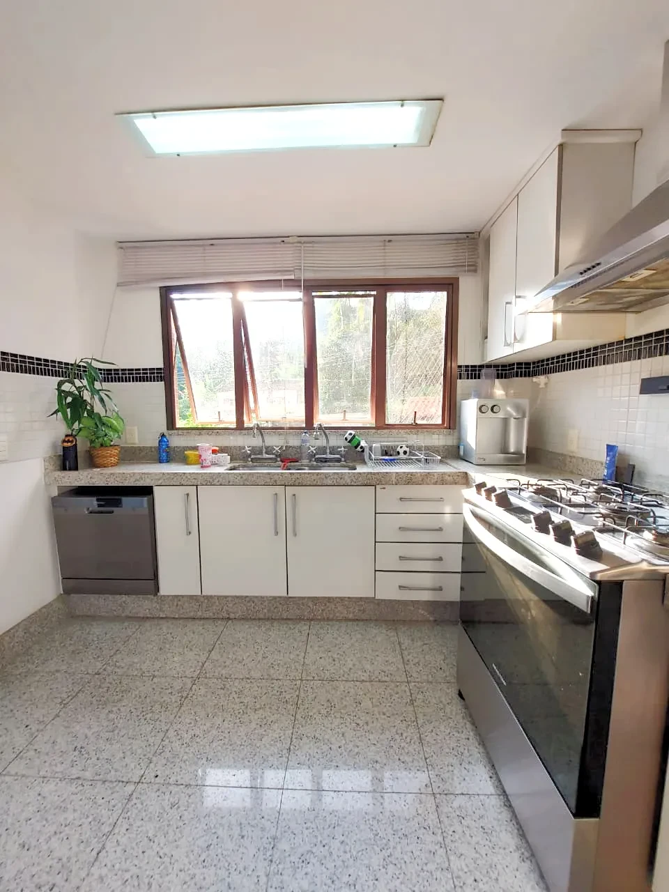 Imagem Apartamento com 3 Quartos à Venda, 169 m² em Agriões - Teresópolis