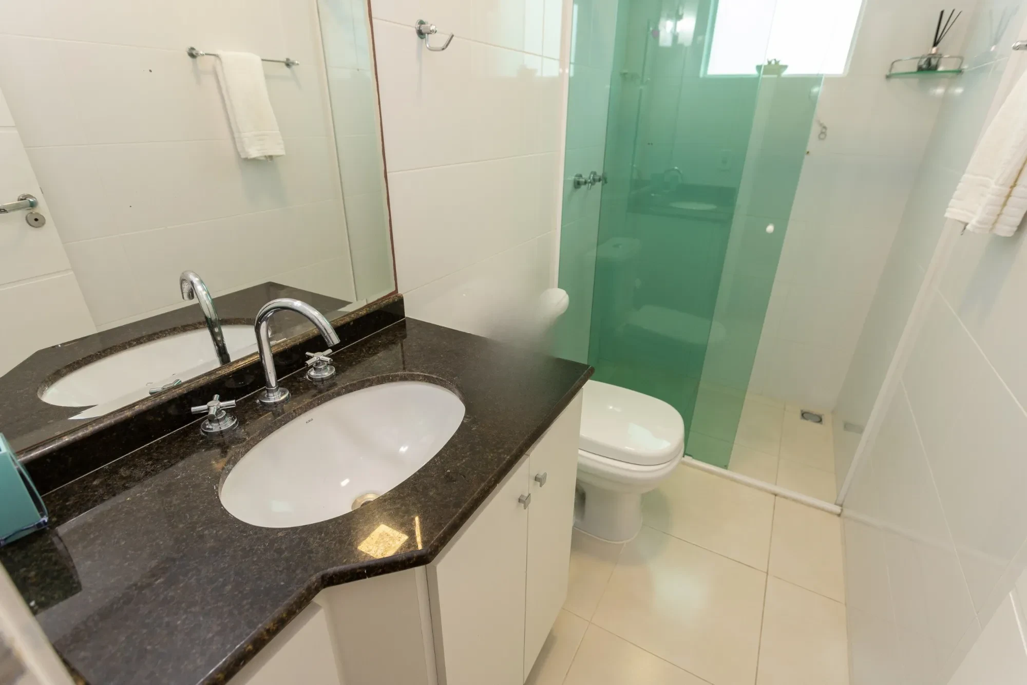 Imagem Cobertura com 3 Quartos à Venda, 181 metros em Portão - Curitiba