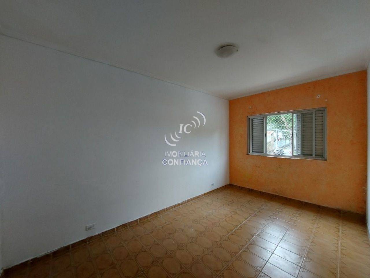 Imagem Apartamento com 2 Quartos para Alugar, 75 m²em Vila Romero - São Paulo