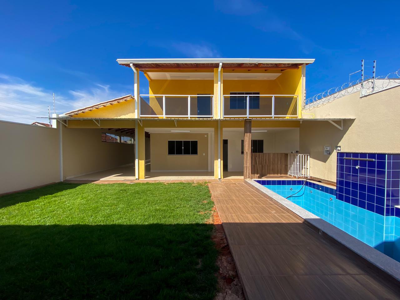 Imagem Casa com 3 Quartos à Venda, 380 m² em Estância Itaici - Caldas Novas