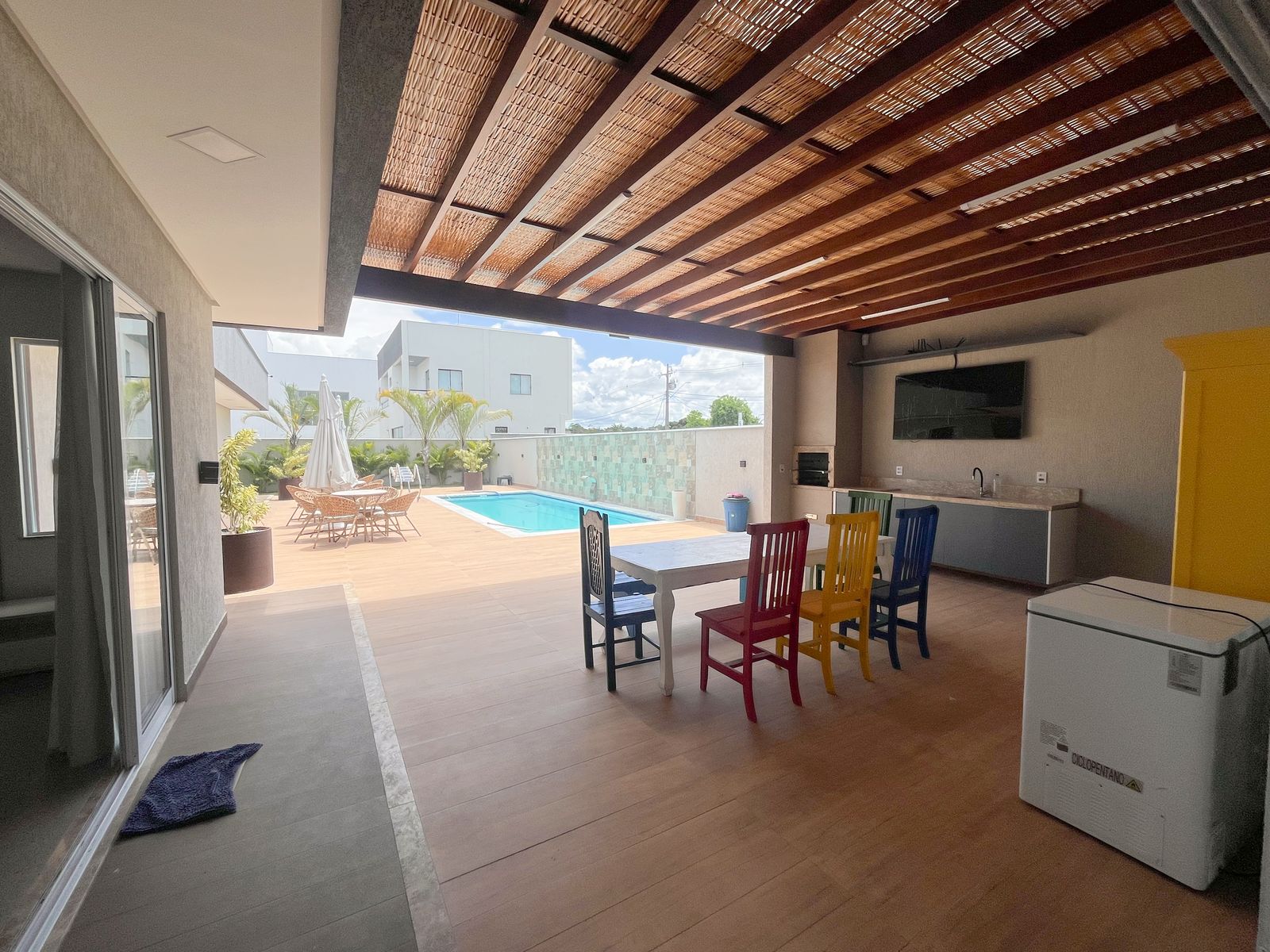 Foto do imóvel: Casa de Condomínio com 4 Quartos à Venda, 398 m² em Vale do Landirana (Abrantes) - Camaçari