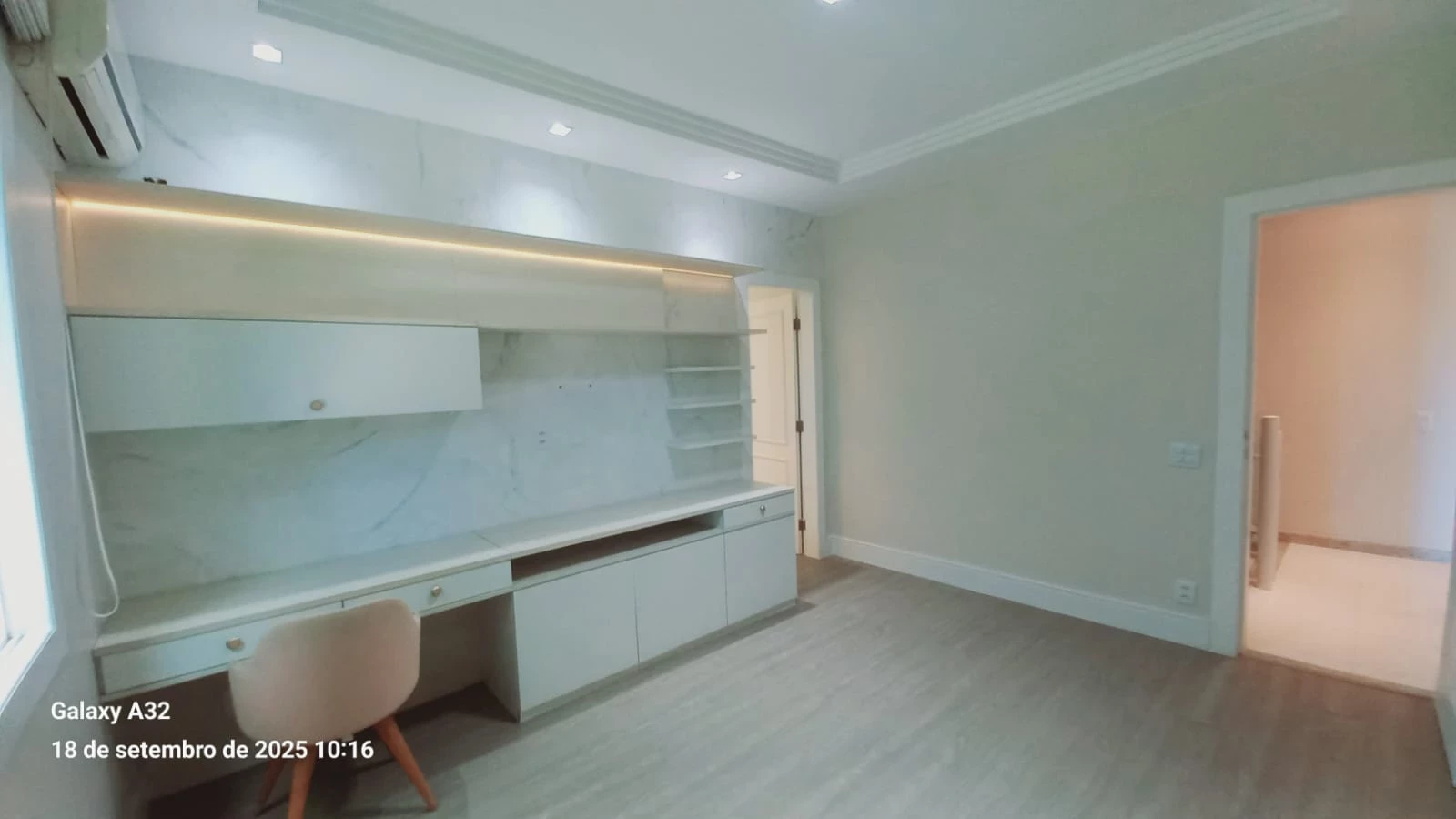Imagem Casa de Condomínio com 5 Quartos à Venda, 600 m² em Itaipu - Niterói