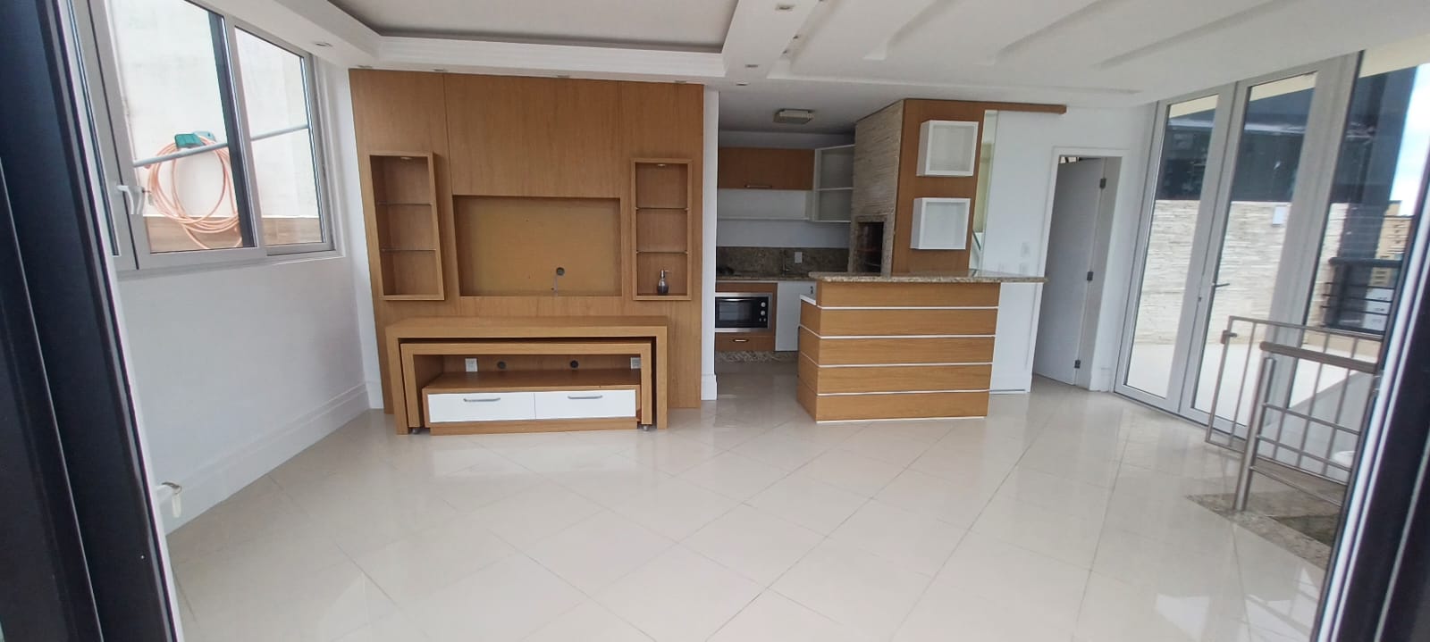 Imagem Cobertura com 3 Quartos à Venda, 240 m²em Centro - Florianópolis