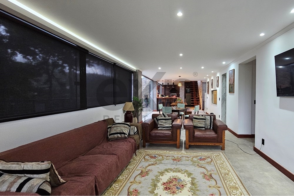 Foto do imóvel: Casa de Condomínio com 5 Quartos à Venda, 608 m² em Itaipava - Petrópolis