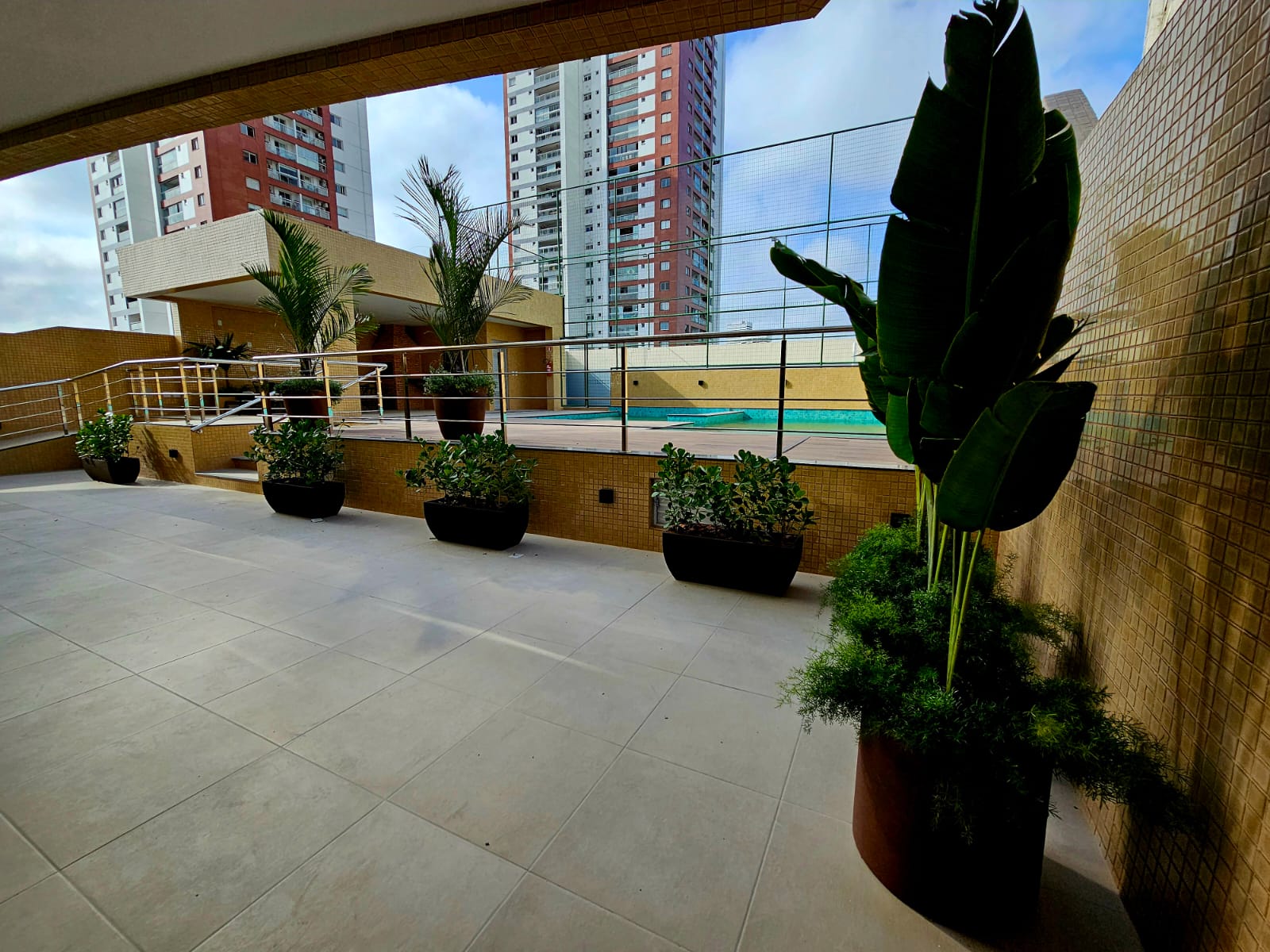 Imagem Apartamento com 3 Quartos para Alugar, 79 m²em Telégrafo - Belém