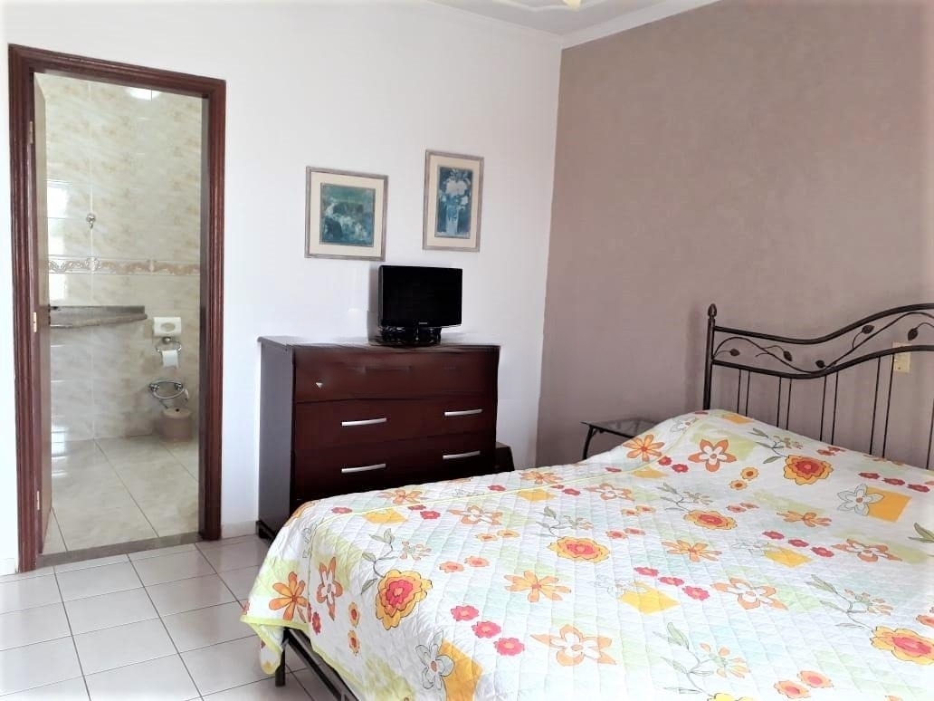 Imagem Casa com 4 Quartos à Venda, 272 m² em Jardim Santa Genebra - Campinas