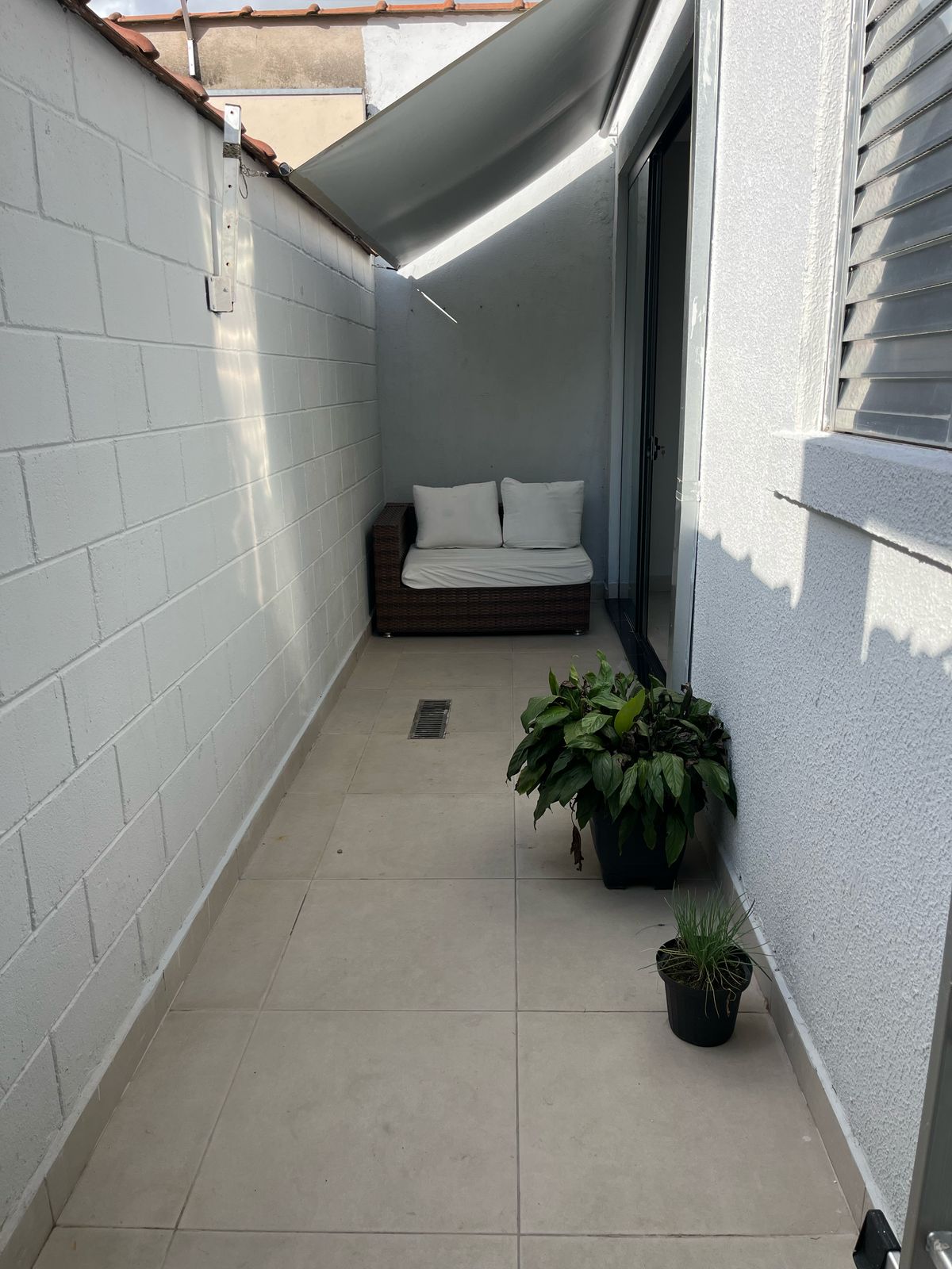 Imagem Casa de Condomínio com 2 Quartos à Venda, 85 m² em Eugênio de Mello - São José dos Campos