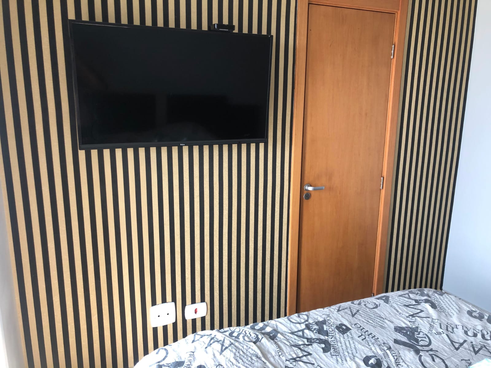 Imagem Apartamento com 2 Quartos à Venda, 65 m²em Caiçara - Praia Grande