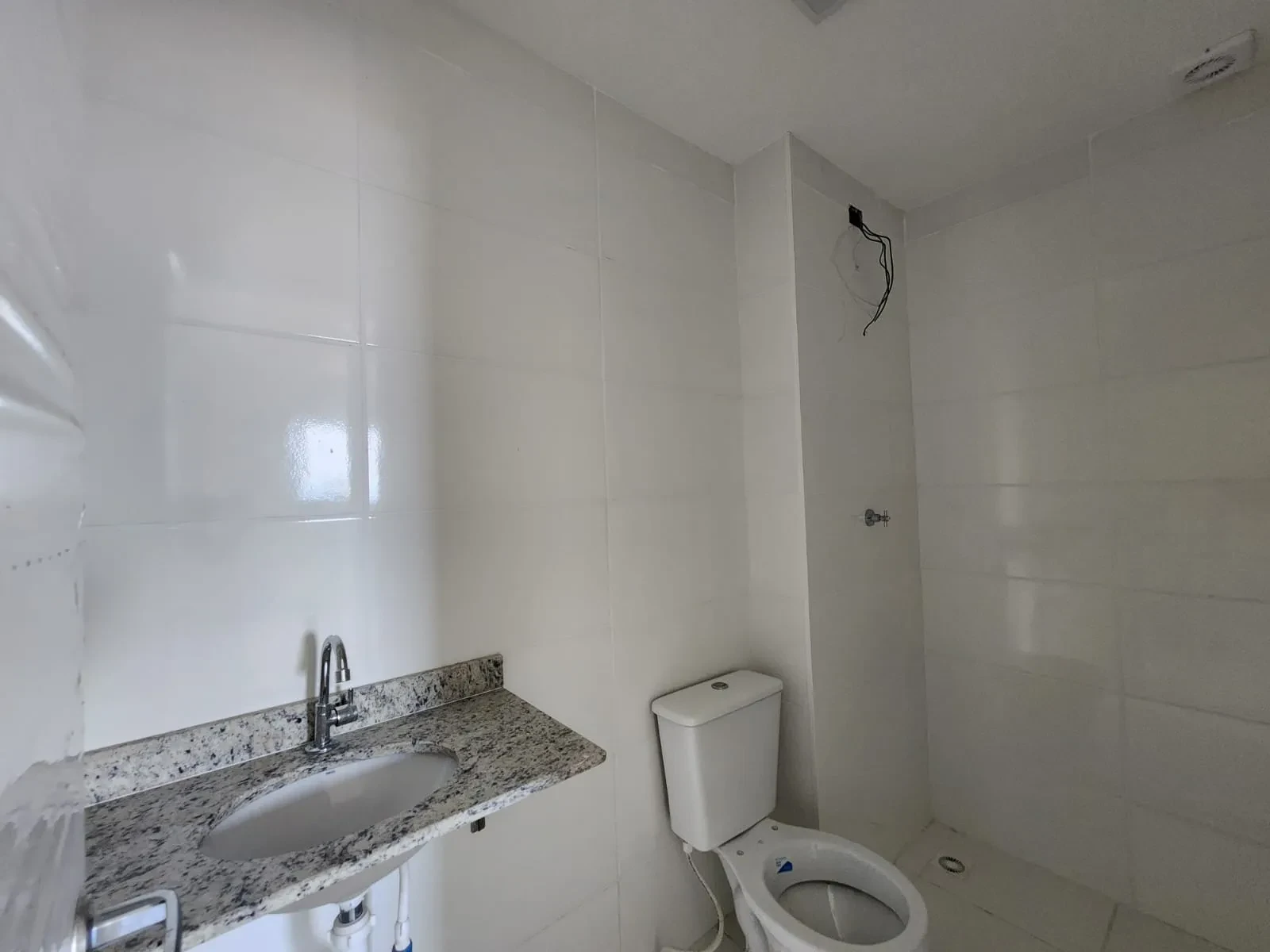 Imagem Apartamento com 2 Quartos à Venda, 8000 metro em Caiçara - Praia Grande
