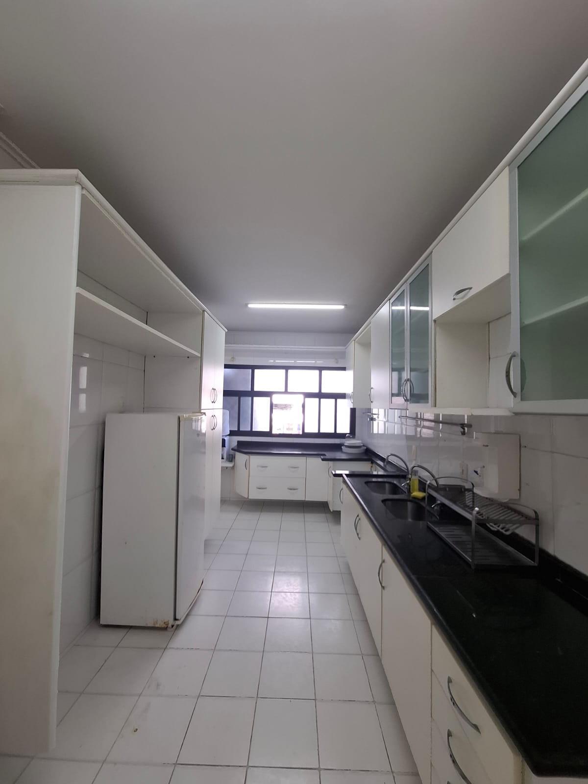 Foto do imóvel: Apartamento com 4 Quartos à Venda, 224 m² em Pituba - Salvador