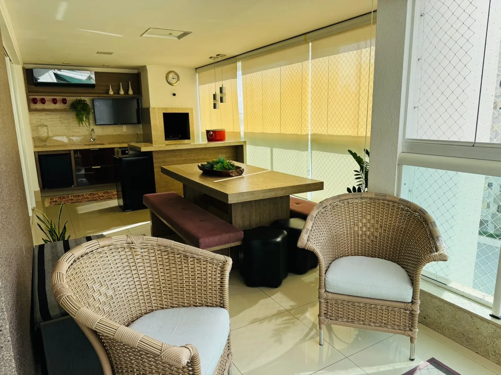 Imagem Apartamento com 3 Quartos para Alugar, 189 metros em Quilombo - Cuiabá