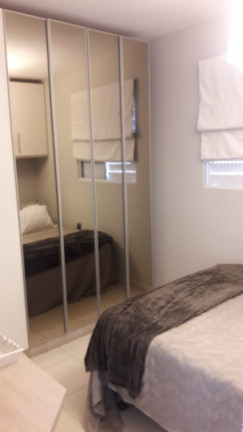 Apartamento com 2 Quartos à Venda,  em Recanto Silvestre (Fazendinha) - Santana de Parnaíba