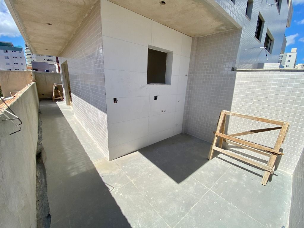Imagem Apartamento com 4 Quartos à Venda, 148 m² em Jaraguá - Belo Horizonte