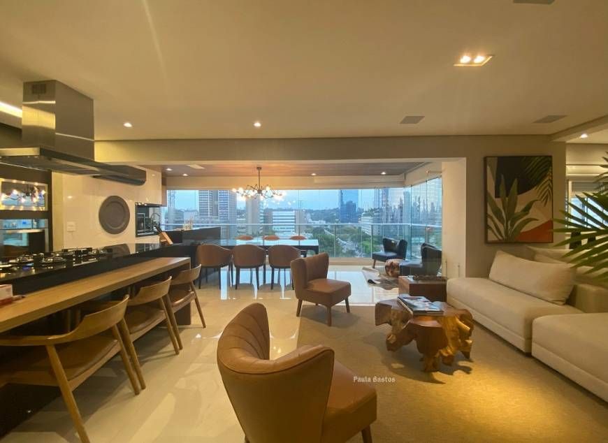 Imagem Apartamento com 3 Quartos à Venda, 130 m²em Vila Gertrudes - São Paulo