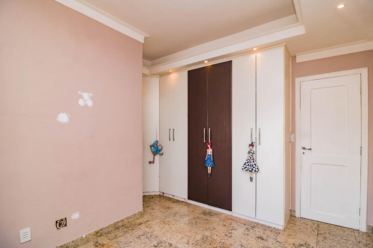 Imagem Apartamento com 3 Quartos à Venda, 123 m²em Batista Campos - Belém
