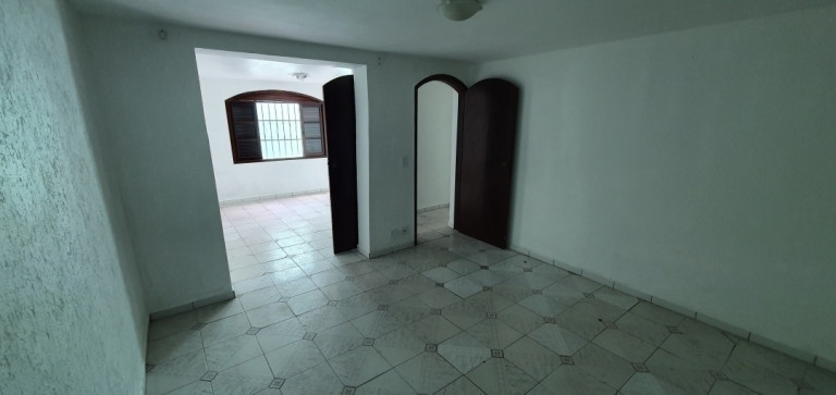 Imagem Casa com 2 Quartos para Alugar, 246 m²em Vila Granada - São Paulo