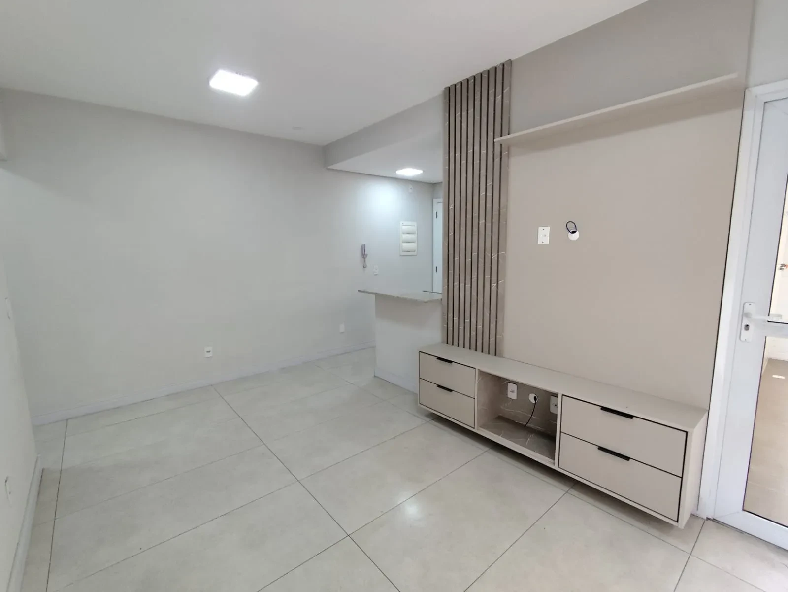 Imagem Apartamento com 2 Quartos à Venda, 82 m² em Aparecida - Santos