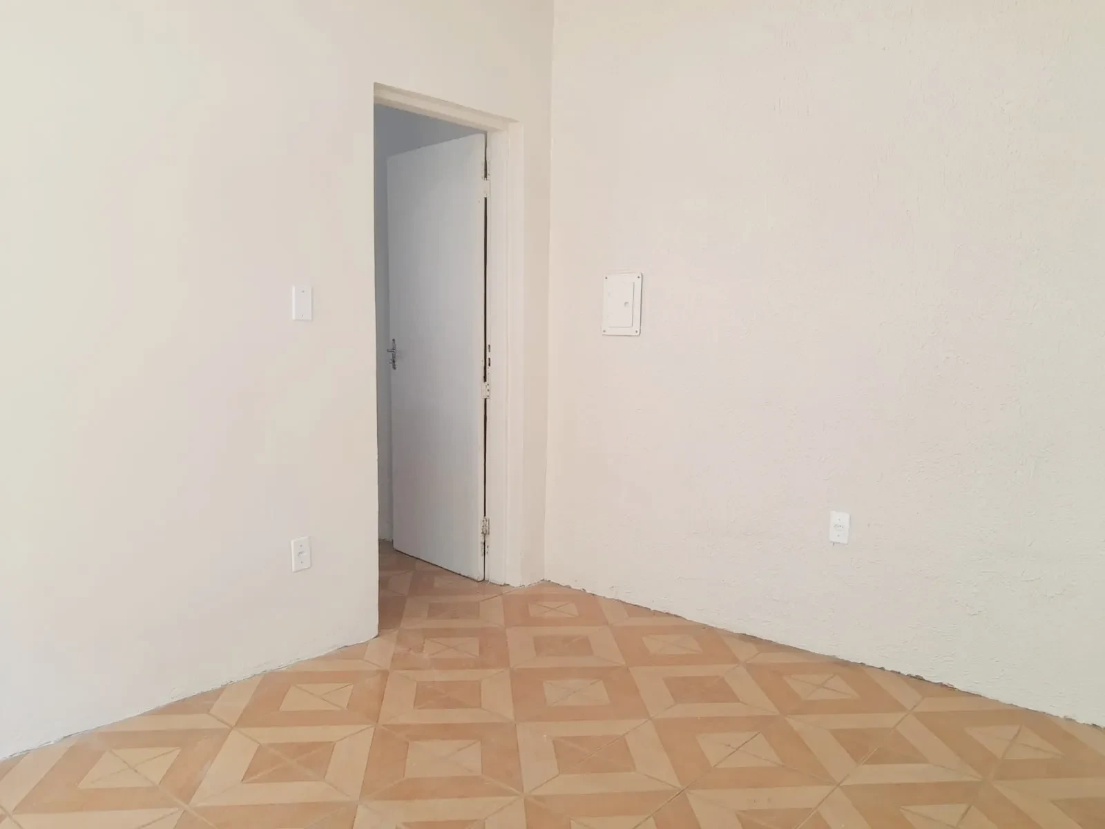 Foto do imóvel: Casa com 2 Quartos à Venda, 108 m² em Jardim Guaíba - Sorocaba