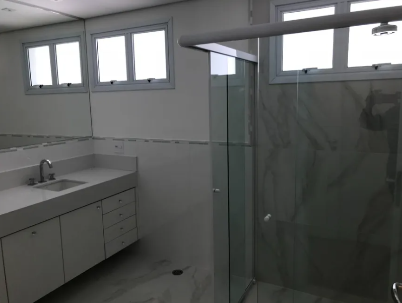 Imagem Casa com 4 Quartos para Alugar ou Temporada, 238 m²em Santo Amaro - São Paulo