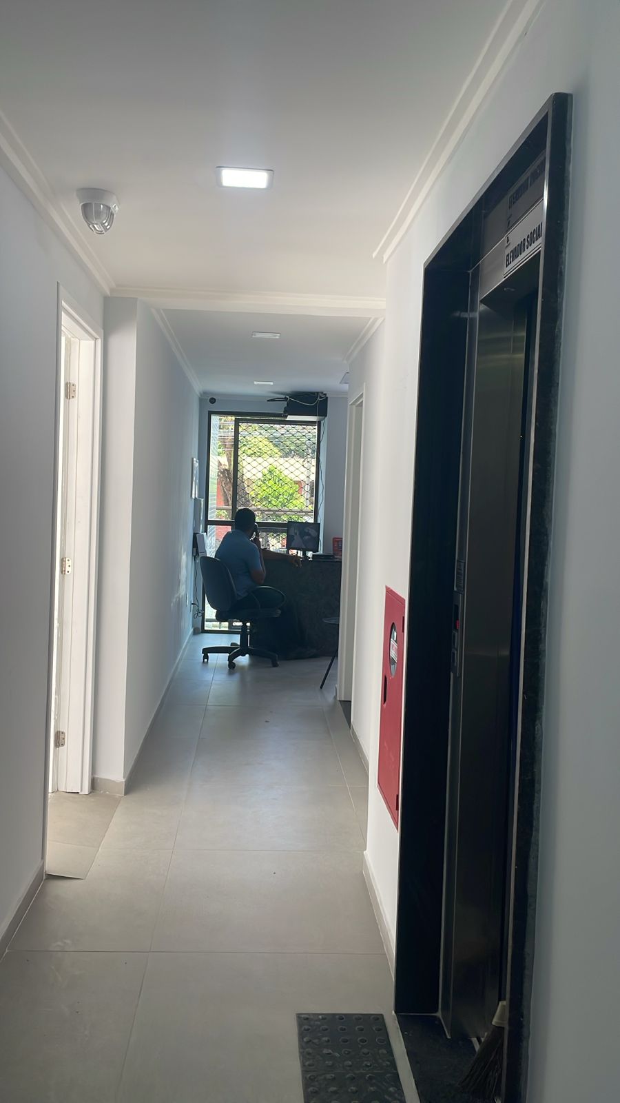 Imagem Apartamento com 1 Quarto para Alugar, 33 m² em Graças - Recife