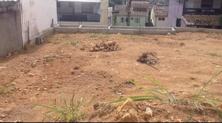 Imagem Terreno à Venda, 375 m²em Tribobó - São Gonçalo