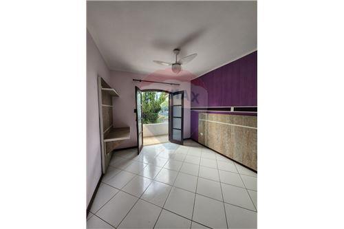 Imagem Casa com 3 Quartos à Venda, 281 m²em Jardim das Indústrias - São José dos Campos