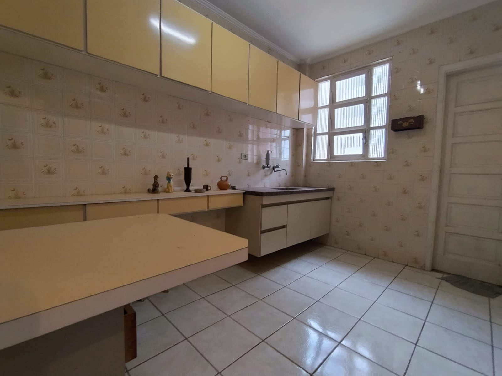 Imagem Kitnet com 1 Quarto à Venda, 38 m² em Tupi - Praia Grande