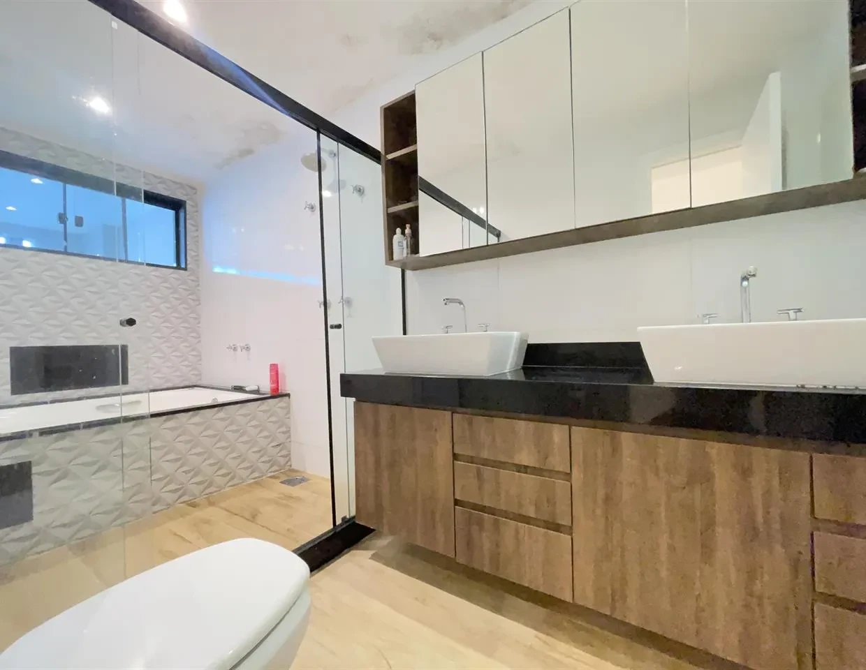 Foto do imóvel: Casa de Condomínio com 4 Quartos à Venda, 392 m² em Recreio dos Bandeirantes - Rio de Janeiro