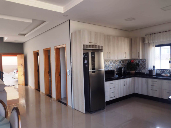 Imagem Casa com 5 Quartos à Venda, 350 m² em Centro - Poços de Caldas