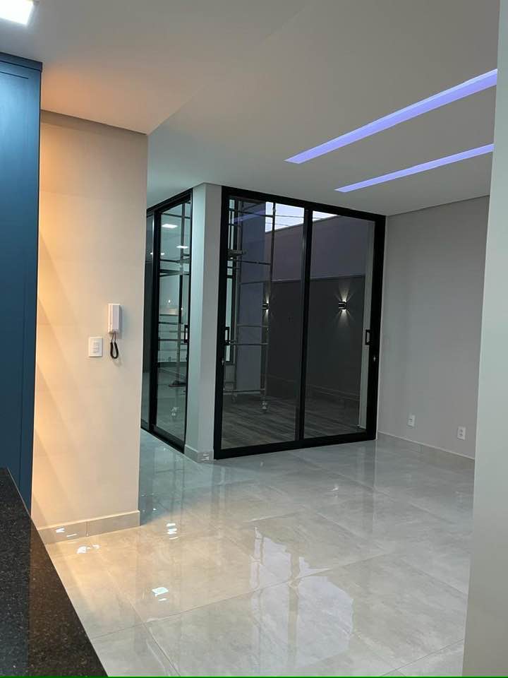 Foto do imóvel: Casa de Condomínio à Venda, 360 m² em Centro - Bady Bassitt