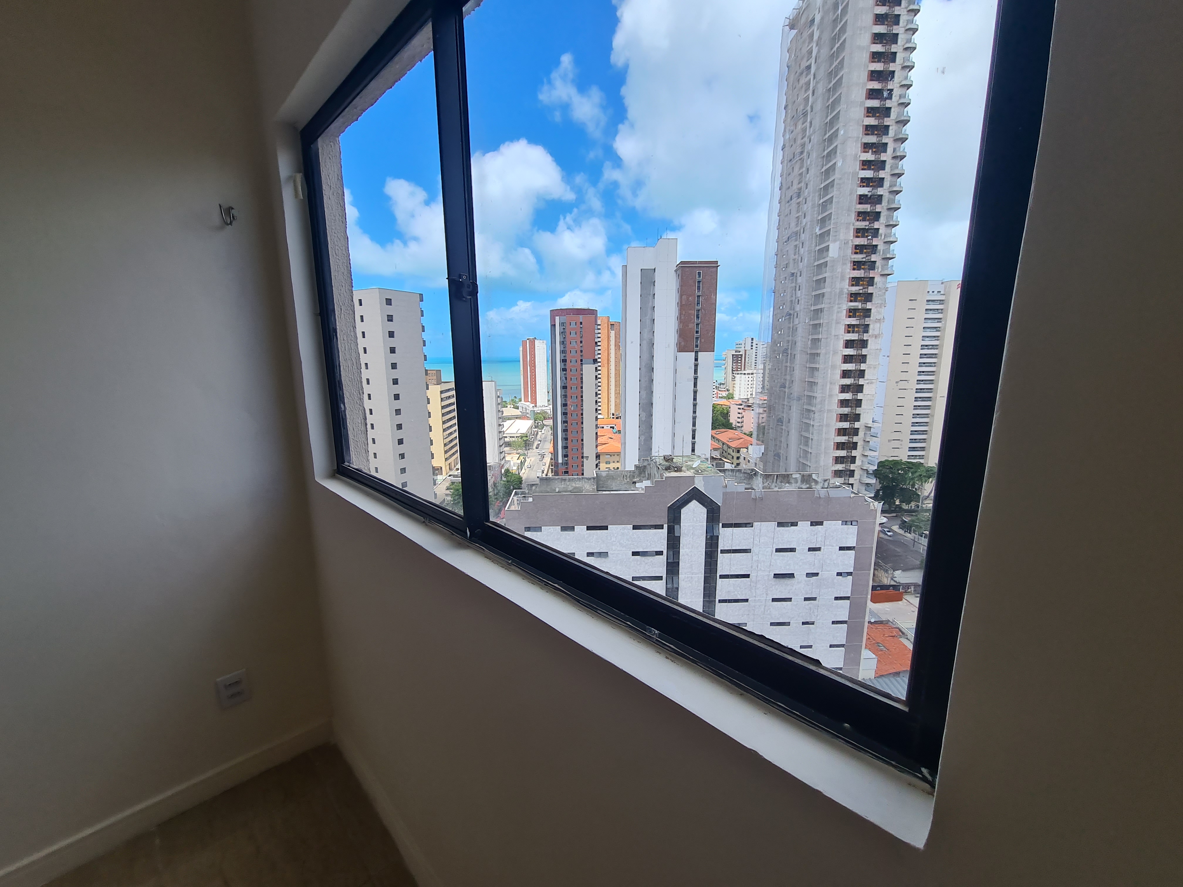 Imagem Apartamento com 3 Quartos à Venda, 113 m²em Meireles - Fortaleza