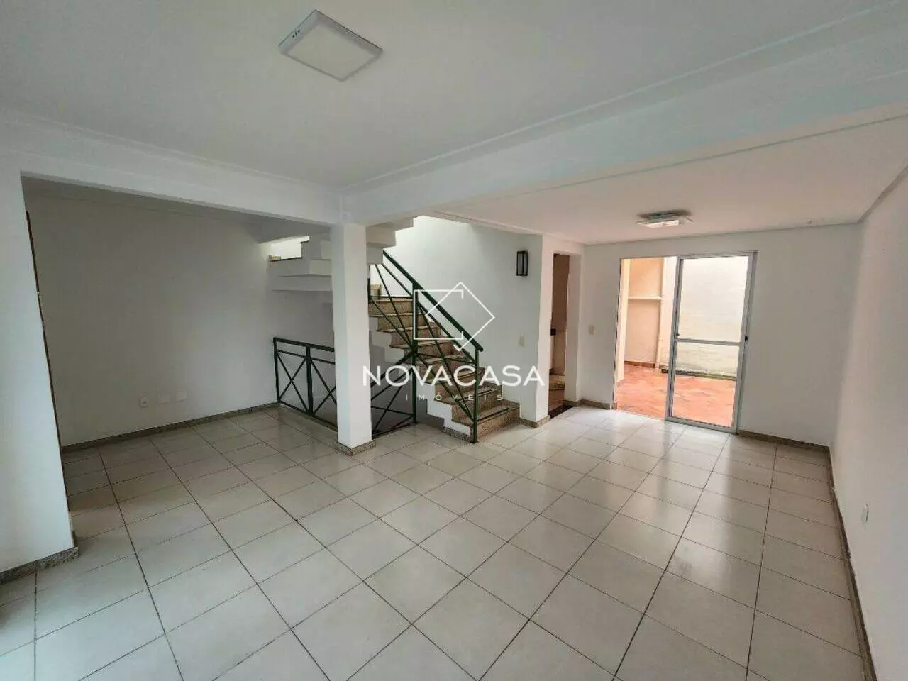 Imagem Casa com 3 Quartos à Venda, 133 m² em Manacás - Belo Horizonte