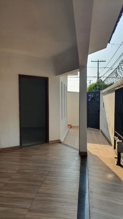 Imagem Casa com 3 Quartos à Venda, 312 m² em Presidente - Araçatuba