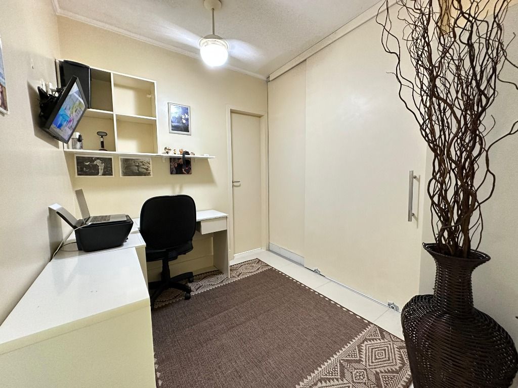 Imagem Apartamento com 2 Quartos à Venda, 99 m²em Gonzaga - Santos