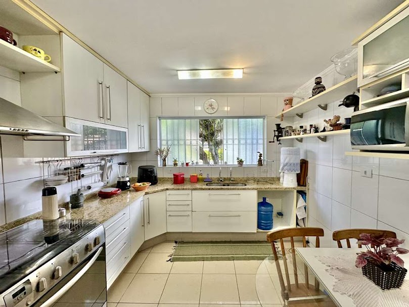 Foto do imóvel: Casa com 4 Quartos à Venda, 228 m² em Jardim Jussara - São Paulo