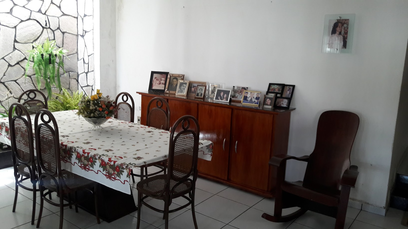 Imagem Casa com 3 Quartos à Venda, 210 m²em Catolé - Campina Grande