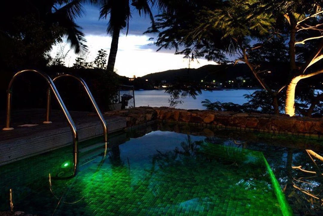 Imagem Casa com 7 Quartos à Venda, 454 m² em Ferradura - Armação dos Búzios