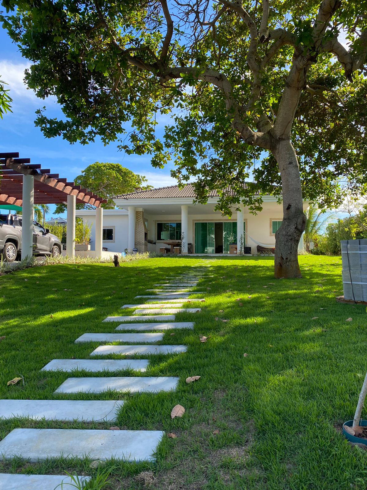 Imagem Casa de Condomínio com 5 Quartos para Alugar, 190 m²em Busca Vida (Abrantes) - Camaçari