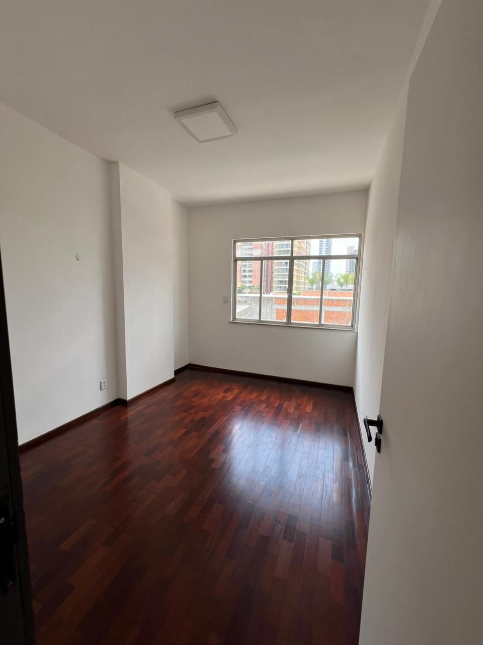 Imagem Apartamento com 3 Quartos à Venda, 92 m²em Batista Campos - Belém