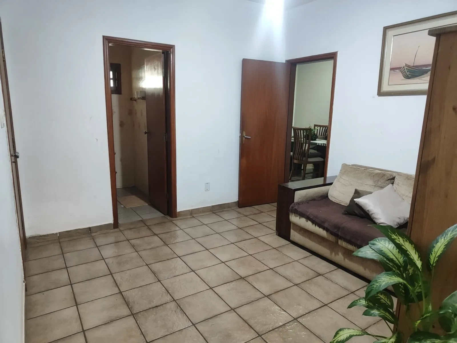 Imagem Casa com 4 Quartos à Venda, 250 m² em Jardim Itália - Cuiabá