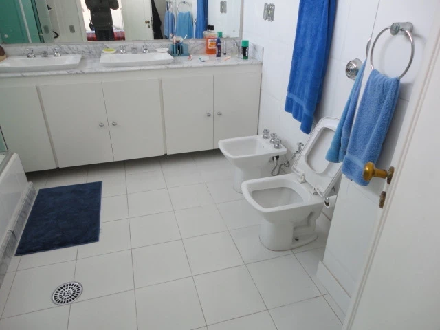 Imagem Cobertura com 3 Quartos para Alugar, 275 m² em Cerqueira César - São Paulo
