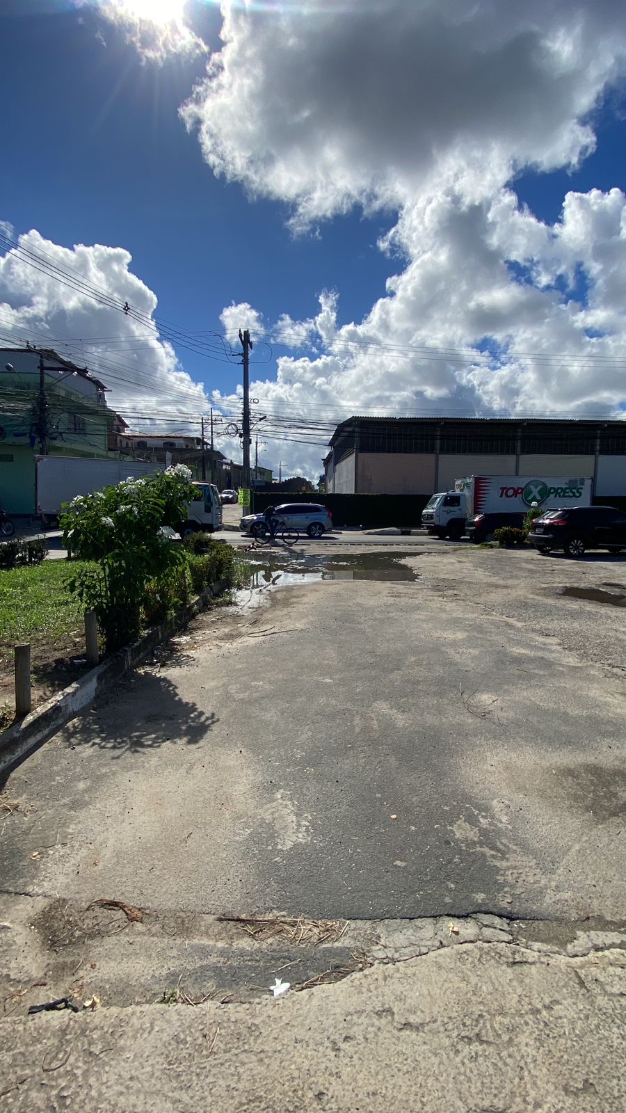 Imagem Imóvel Comercial para Alugar, 600 m²em Itinga - Lauro de Freitas