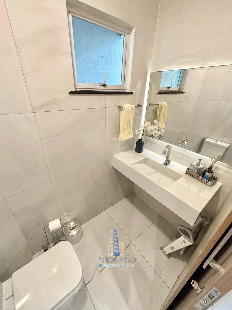 Imagem Casa com 4 Quartos à Venda, 160 m² em Jardim Cearense - Fortaleza