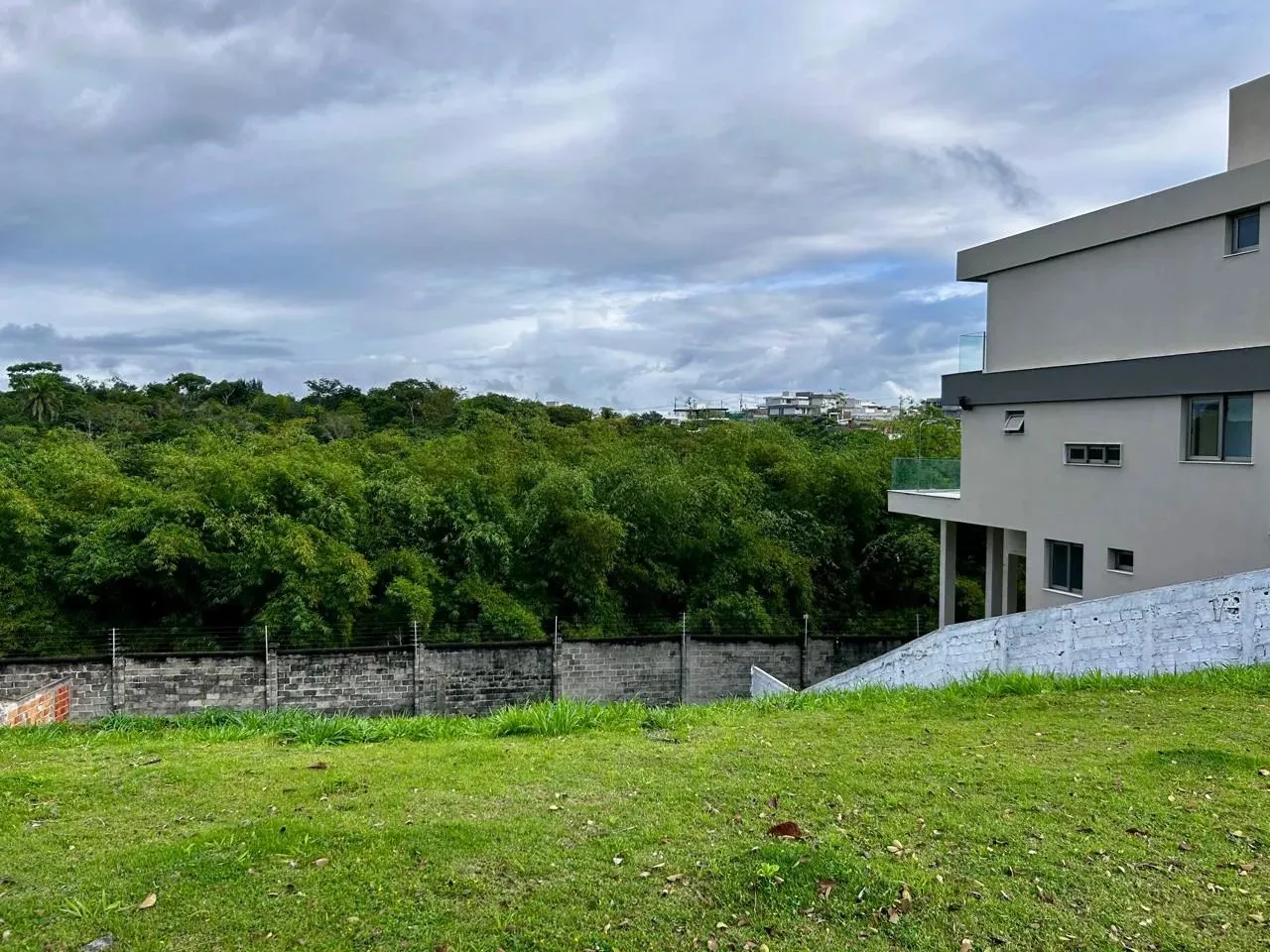 Foto do imóvel: Terreno em Condomínio à Venda, 385 m² em Alphaville (Abrantes) - Camaçari